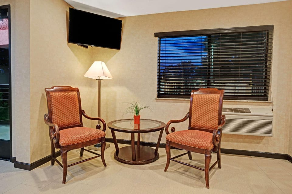 Days Inn by Wyndham Woodland Hotel in Woodland