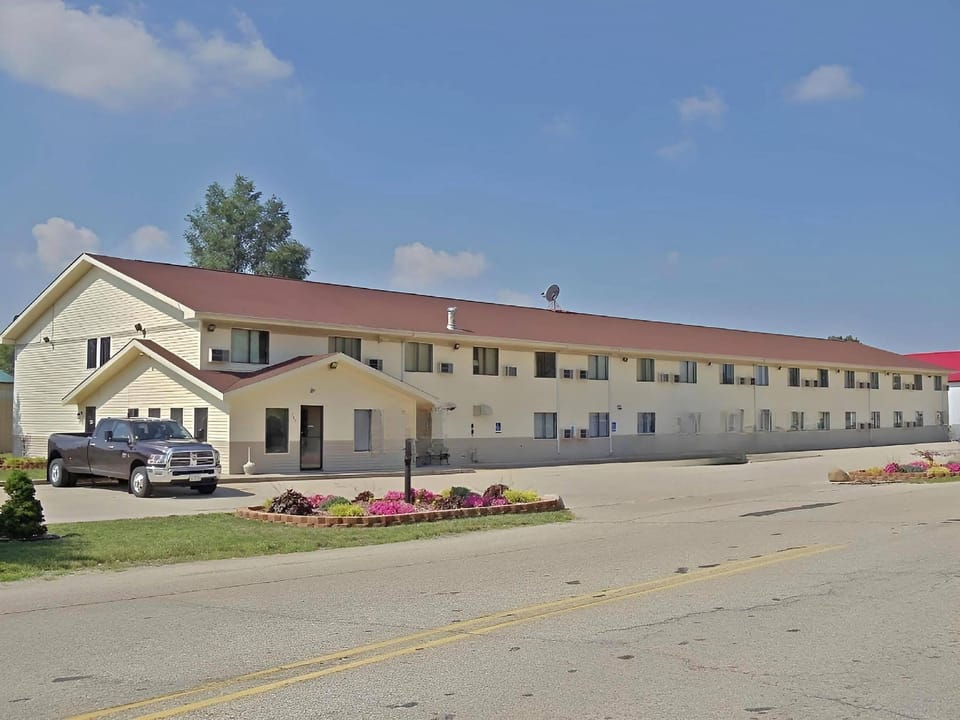Quality Inn Elkhart Hotel in Elkhart
