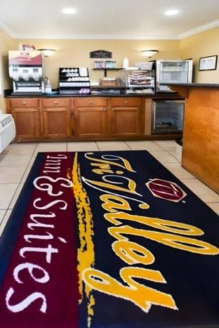 Tri Valley Inn & Suites Motel in Pleasanton