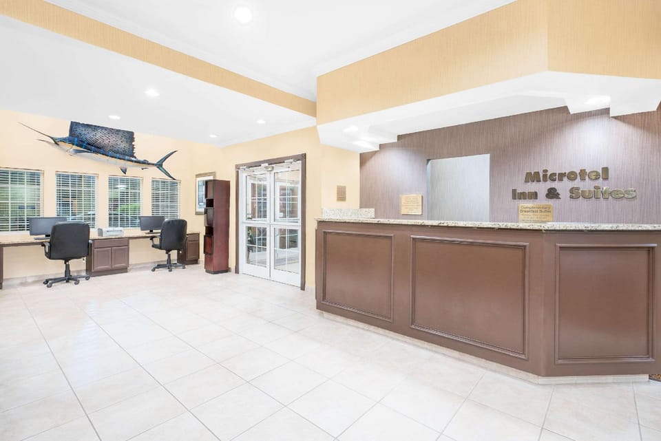 Microtel Inn & Suites by Wyndham Aransas Pass/Corpus Christi Hotel in Aransas Pass
