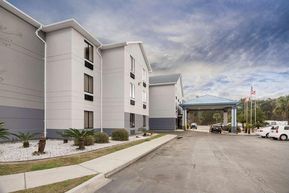 Baymont by Wyndham Pooler/Savannah Hotel in Pooler