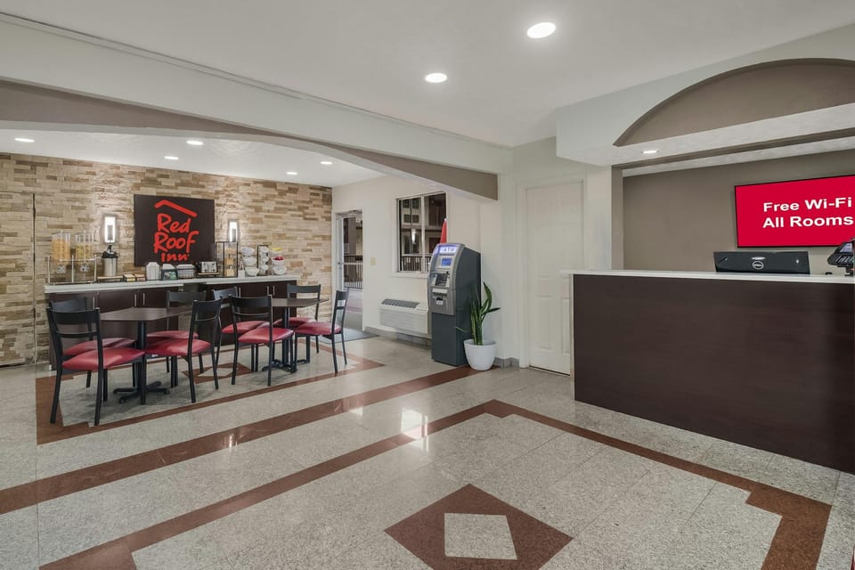 Red Roof Inn Crossville Hotel in Crossville