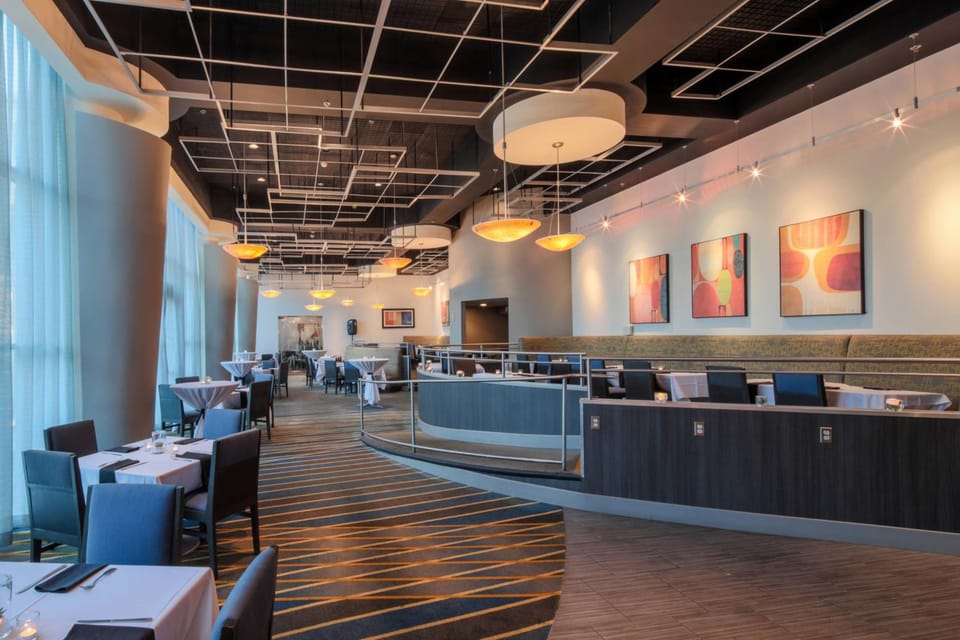 Anaheim Marriott Suites Hotel in Garden Grove