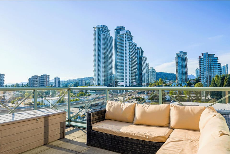 Executive Plaza Hotel, Coquitlam Hotel in Coquitlam