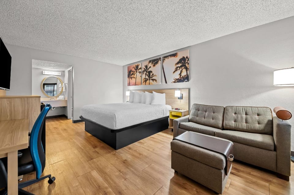 Guestroom