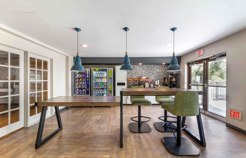 Extended Stay America Premier Suites - Miami - Airport - Miami Springs Hotel in Miami Springs