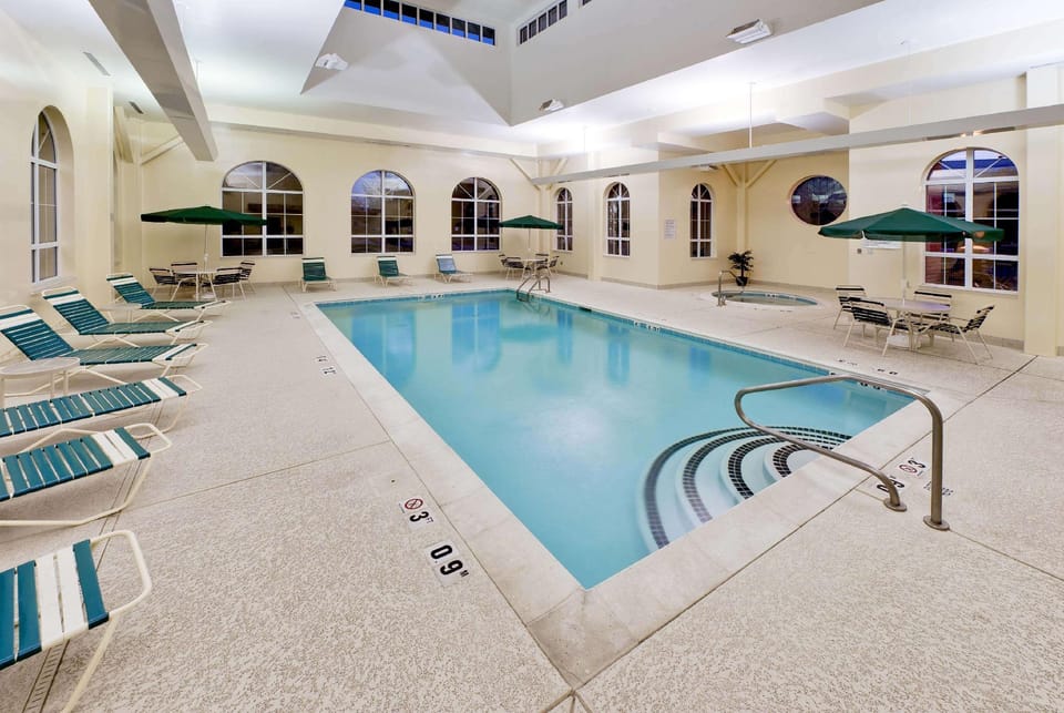 Hawthorn Suites by Wyndham Louisville East Hotel in Saint Matthews