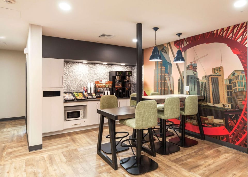 Extended Stay America Premier Suites - Nashville - Vanderbilt Hotel in Nashville