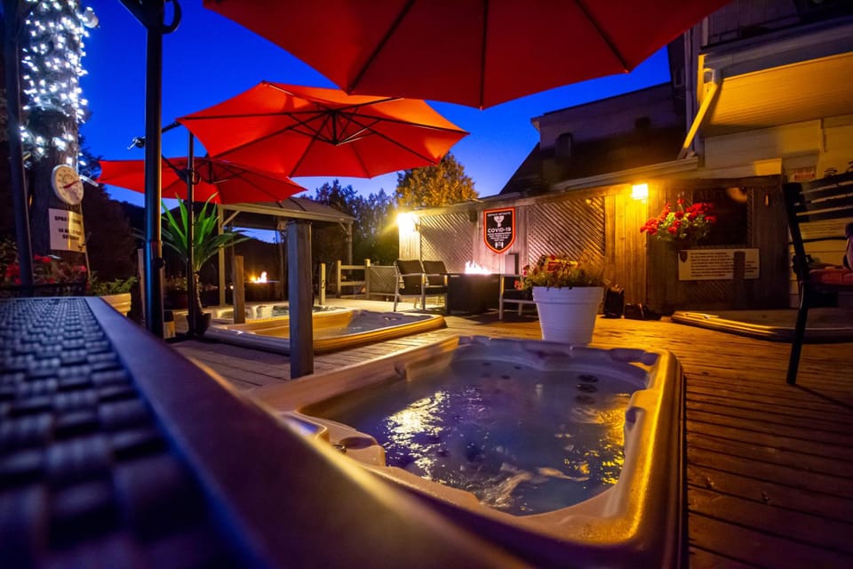 Hot tub
