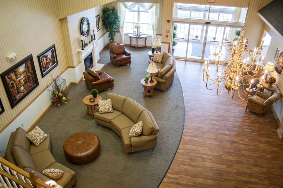 Blue Gate Garden Inn Hotel in Shipshewana