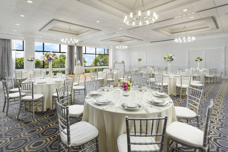 Courtyard by Marriott Boston Cambridge Hotel in Cambridgeport