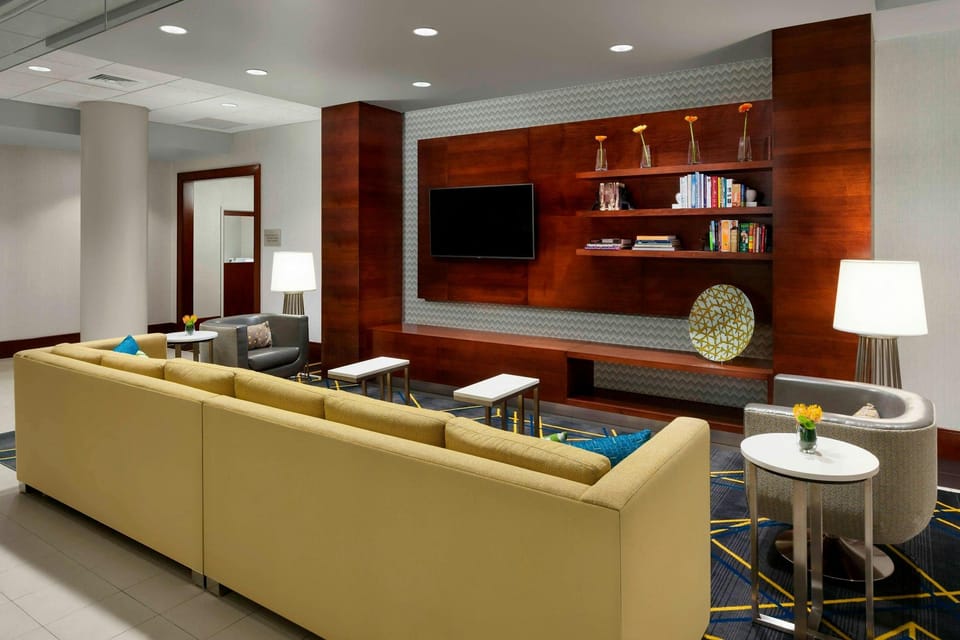 Courtyard by Marriott Boston Cambridge Hotel in Cambridgeport