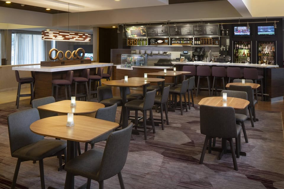Bar/lounge