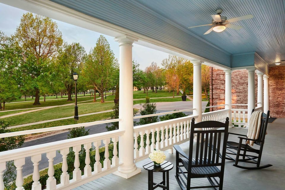 Inn at Carnall Hall Hotel in Fayetteville