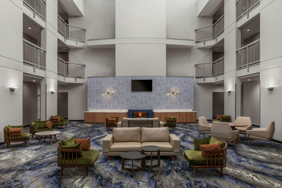 Fairfield by Marriott Inn & Suites Oakland Hayward Hotel in Hayward