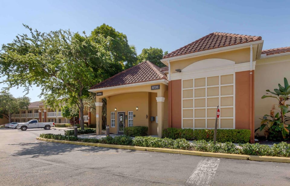 Extended Stay America Suites - Miami - Airport - Doral Hotel in Doral