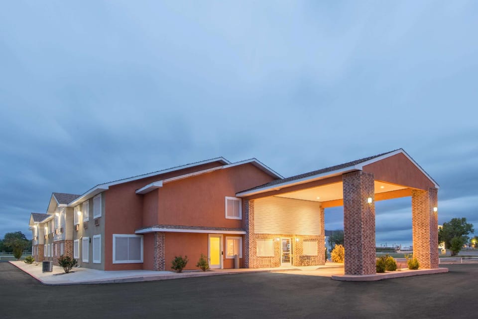 Super 8 By Wyndham Portales Hotel in New Mexico