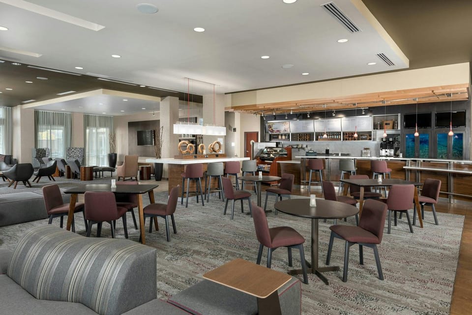 Courtyard by Marriott San Diego Oceanside Hotel in Oceanside
