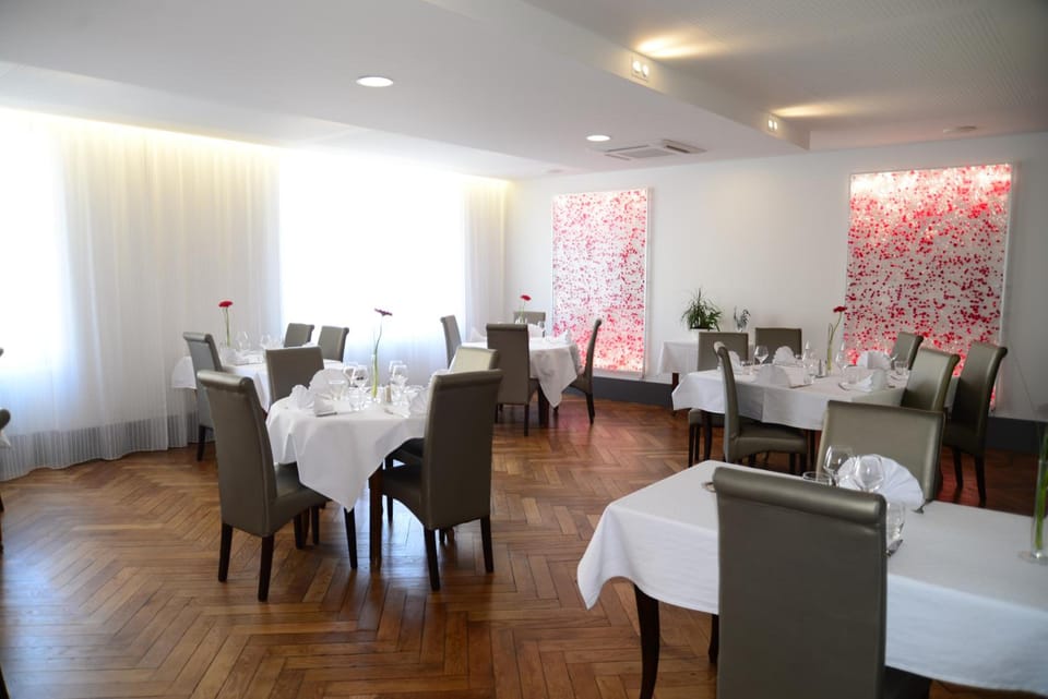 La Maison Blanche Hotel in Bourgogne-Franche-Comté