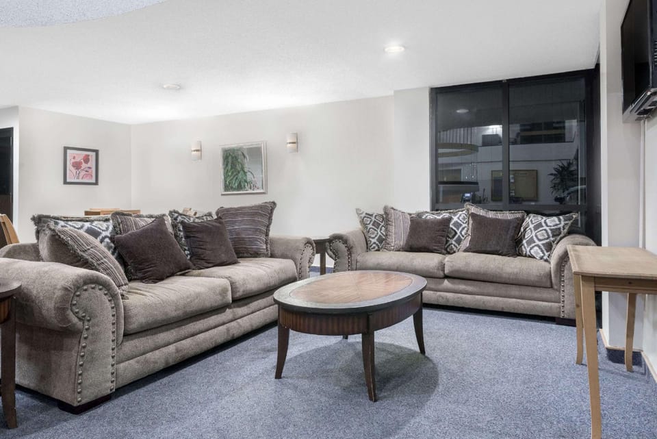 Baymont by Wyndham Muncie Near Ball State University Hotel in Muncie