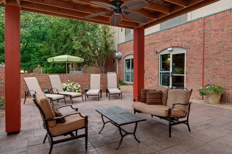 Fairfield by Marriott Inn & Suites Denver Airport Hotel in Commerce City