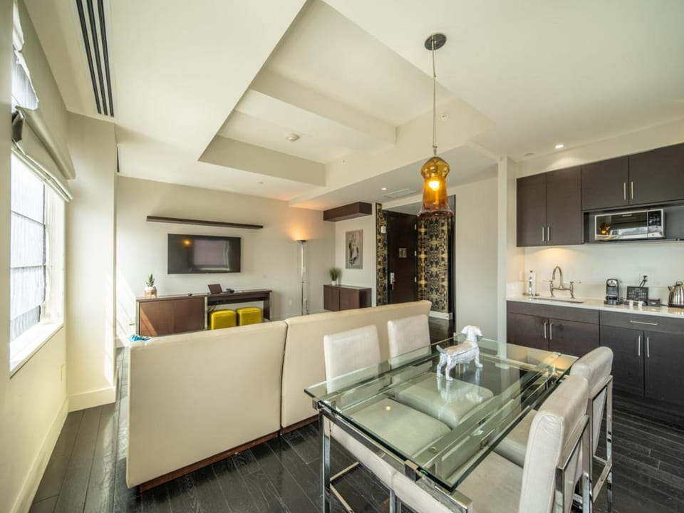 The Marmara Park Avenue Hotel in Midtown