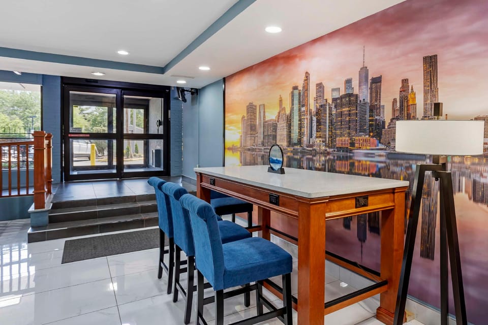 Best Western New Brunswick - East Brunswick Hotel in New Brunswick
