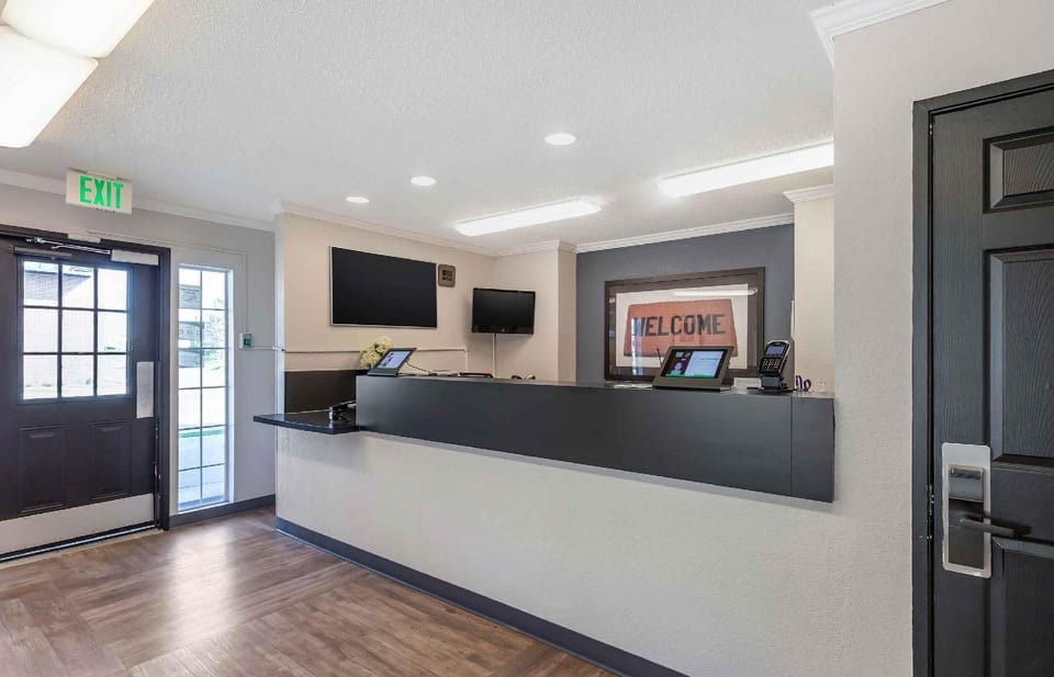 Extended Stay America Suites - Denver - Tech Center South - Inverness Hotel in Centennial