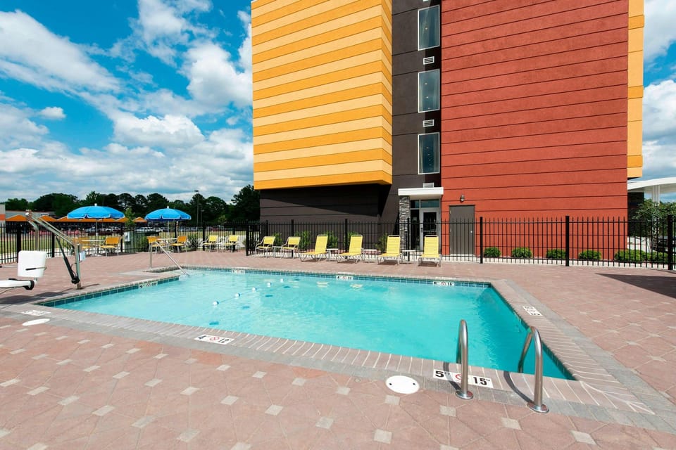 Fairfield by Marriott Inn & Suites Jackson Clinton Hotel in Mississippi