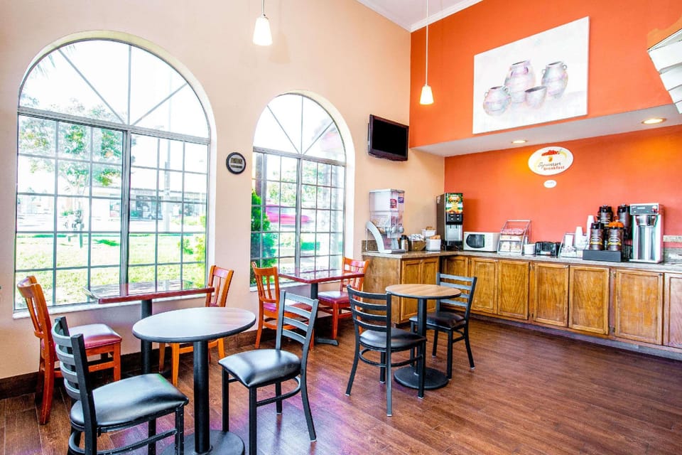 Coffee shop