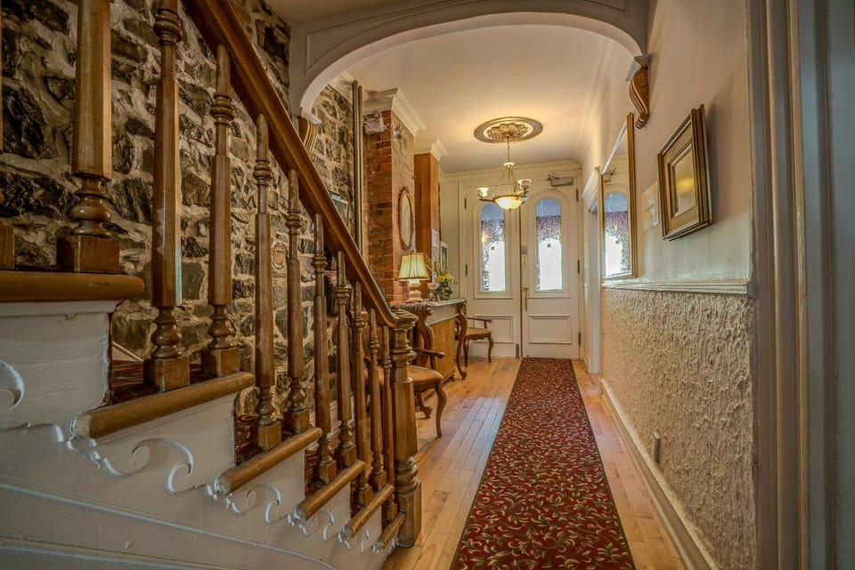 Manoir Sur le Cap Hotel in Quebec City