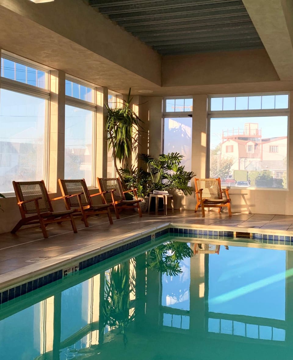 Atlantic Beach Hotel and Suites Hotel in Middletown