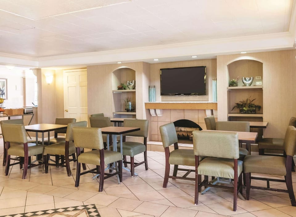 La Quinta Inn by Wyndham New Orleans West Bank / Gretna Hotel in Terrytown
