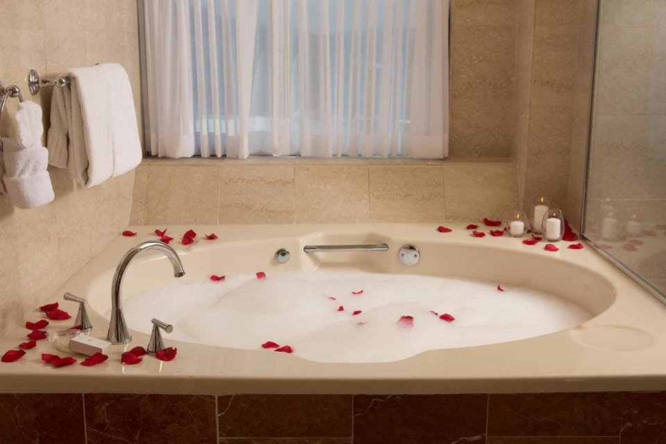 Haywood Park Hotel, an Ascend Collection Hotel Hotel in Historic Montford