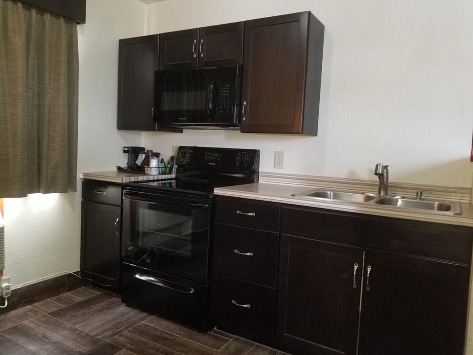 Baymont by Wyndham Eau Claire WI Hotel in Eau Claire