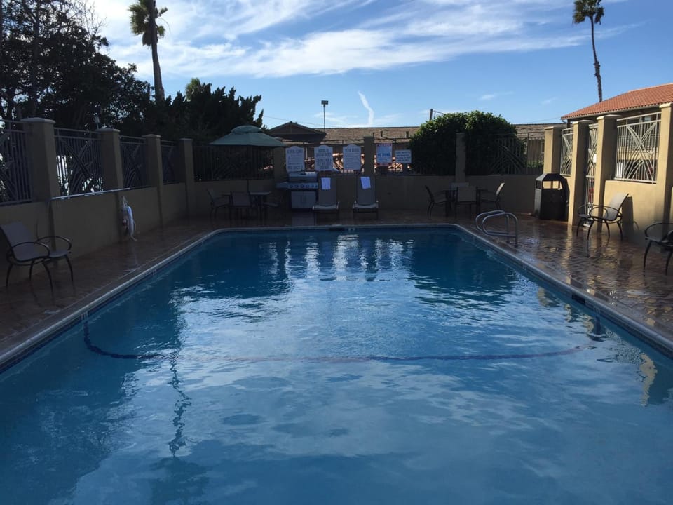 PB Surf Beachside Inn Motel in Pacific Beach
