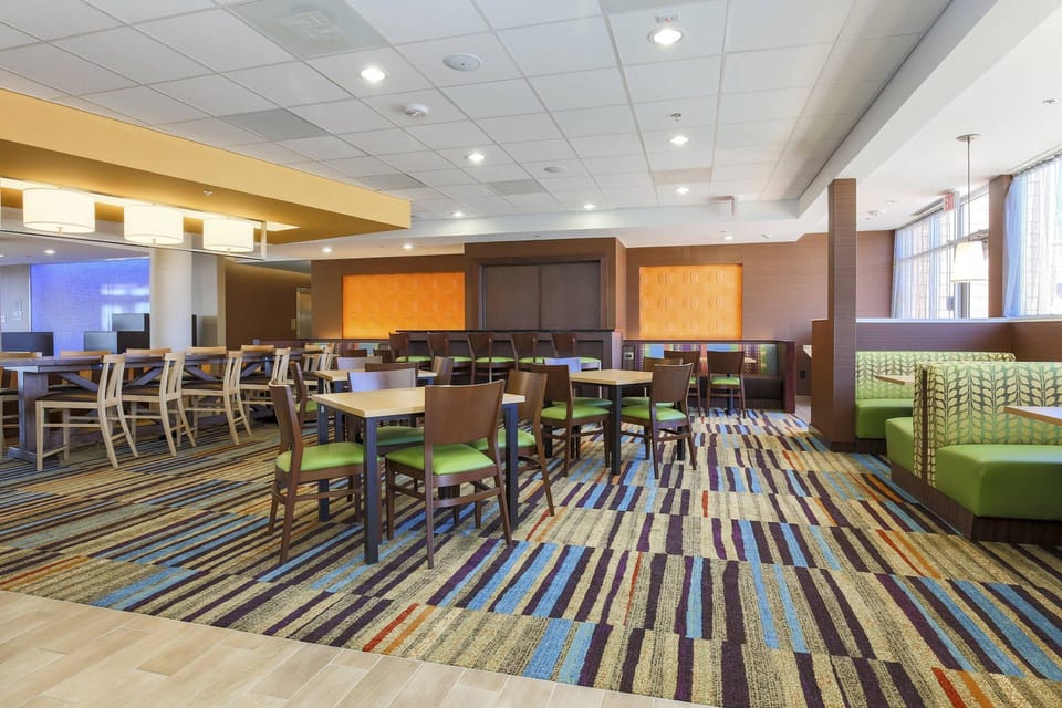 Fairfield by Marriott Inn & Suites Pleasanton Hotel in Rio Grande
