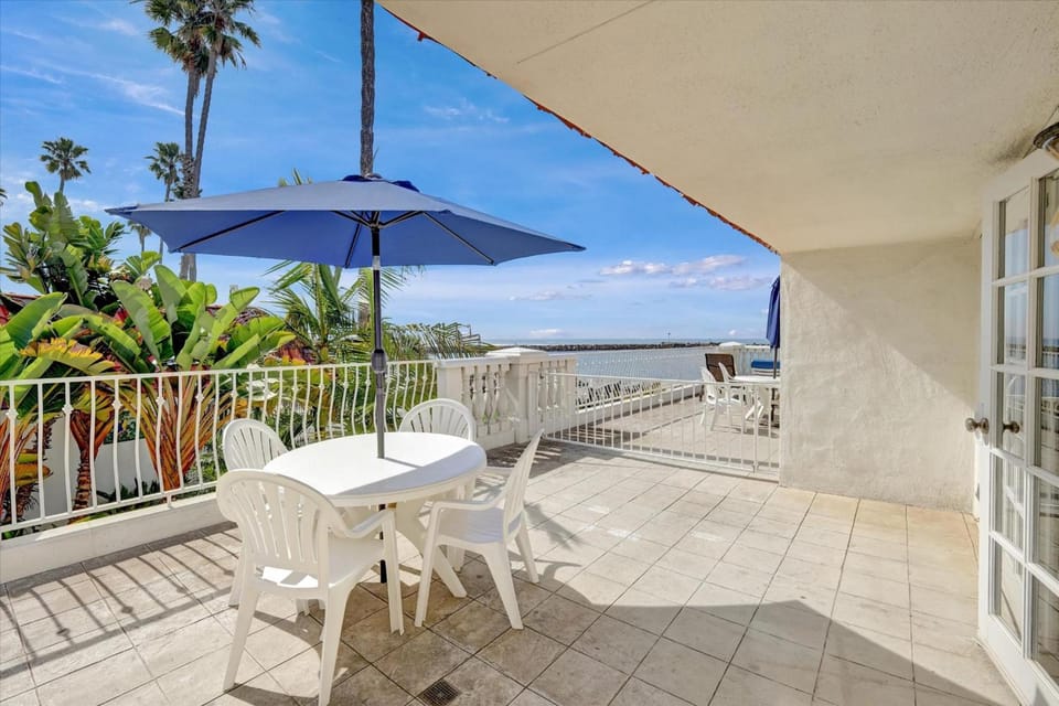 Oceanside Marina Suites - A Waterfront Hotel Hotel in Oceanside