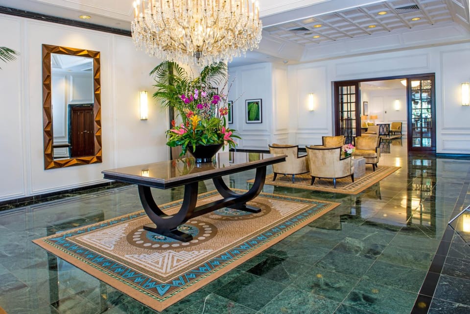 Sea View Hotel Hotel in Bal Harbour