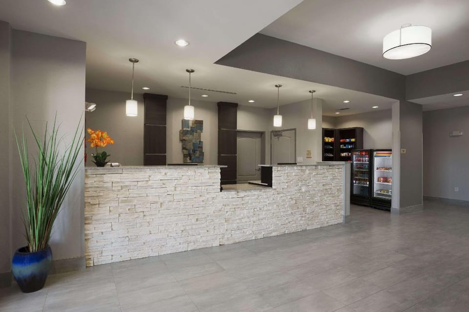 Hawthorn Suites by Wyndham San Angelo Hotel in San Angelo