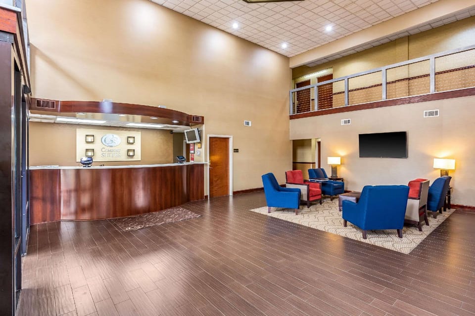 Comfort Suites Warner Robins Hotel in Warner Robins