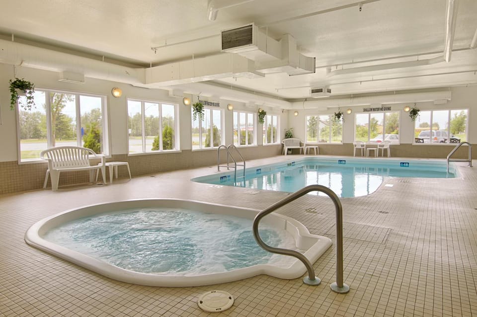 Hot tub