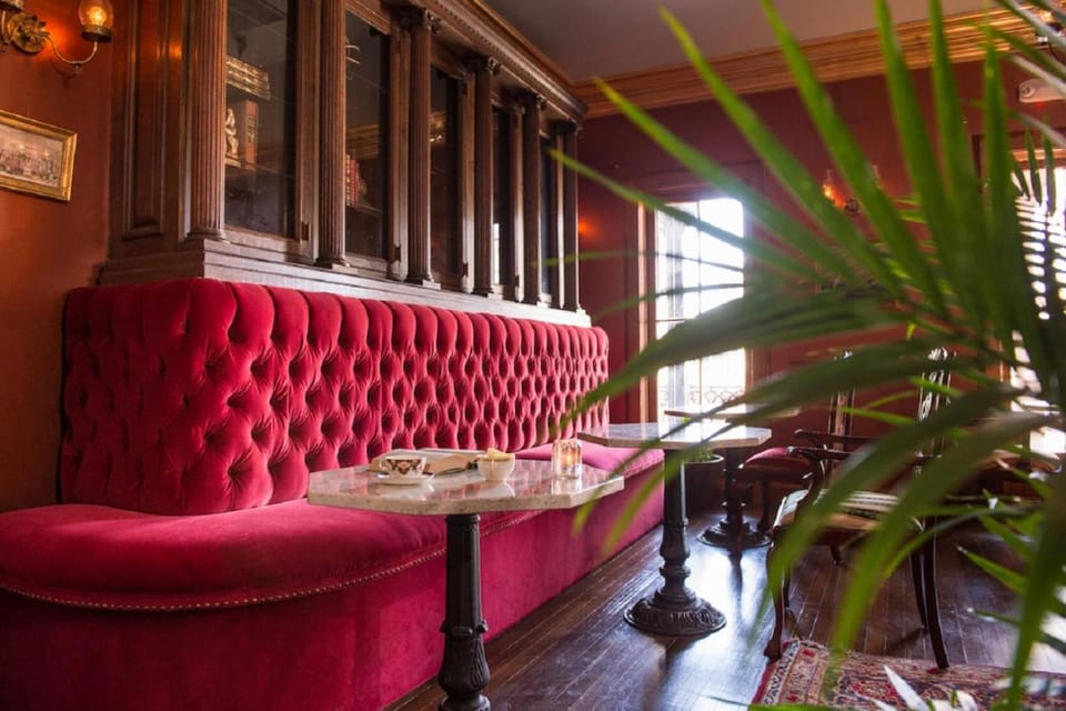 Bar/lounge