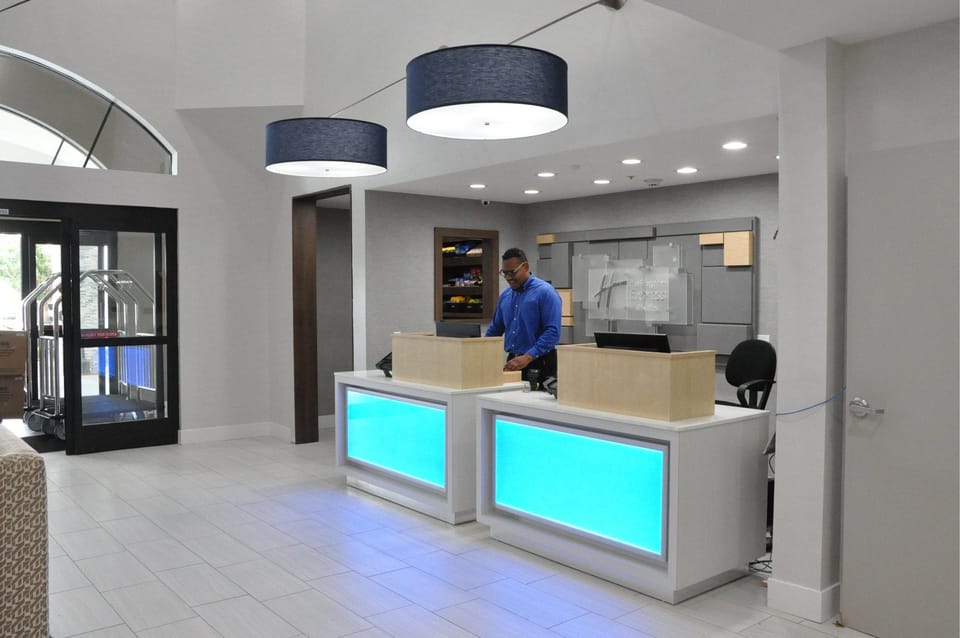 Holiday Inn Express Lake Forest By IHG Hotel in Mission Viejo