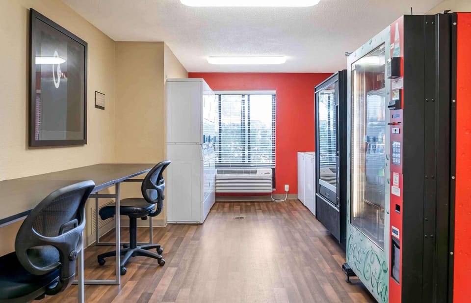 Extended Stay America Select Suites - Detroit - Warren Hotel in Warren