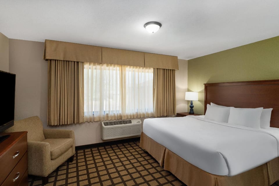 Suite room