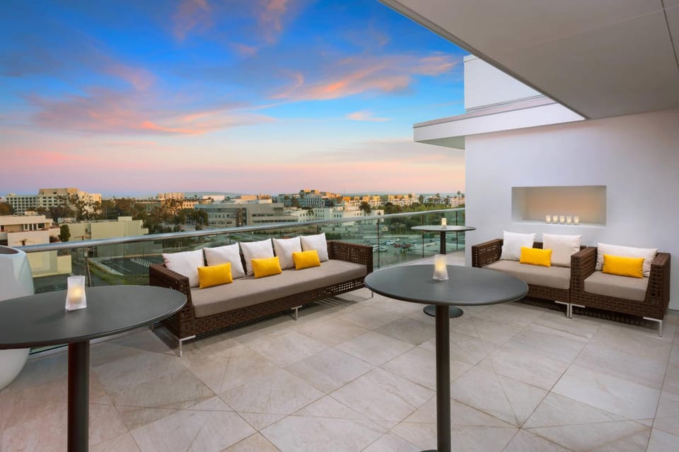 Courtyard by Marriott Santa Monica Hotel in Santa Monica