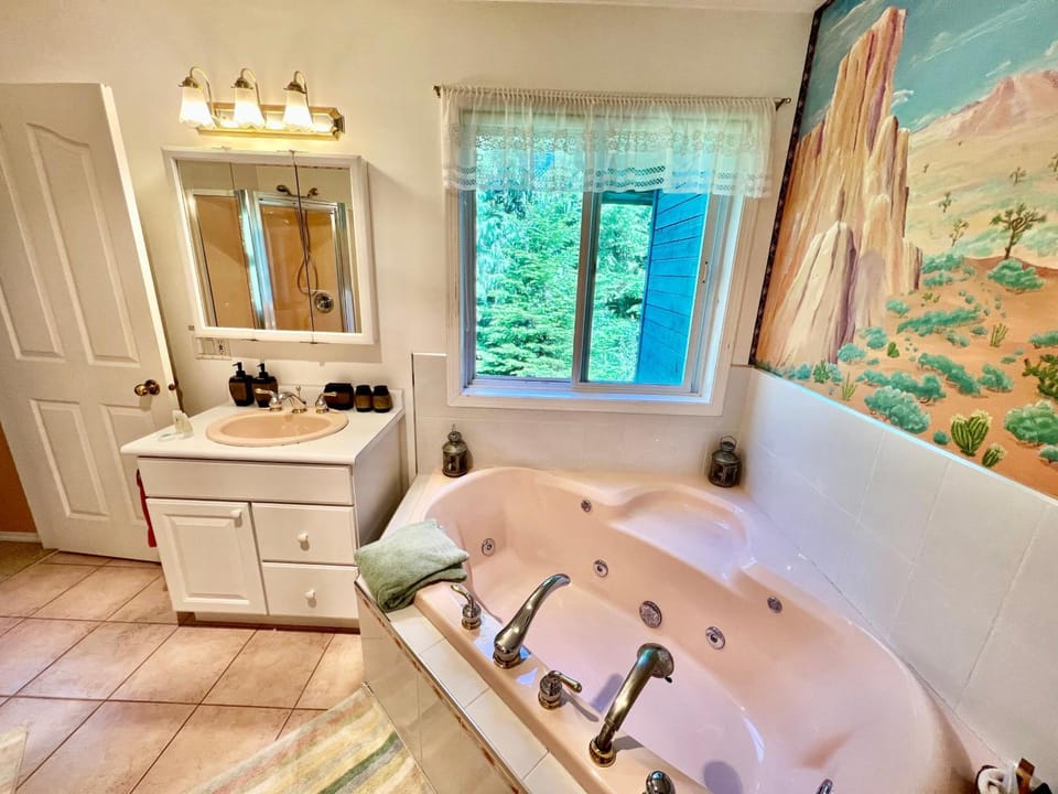 Seafarers Bed & Breakfast Hotel in Tofino