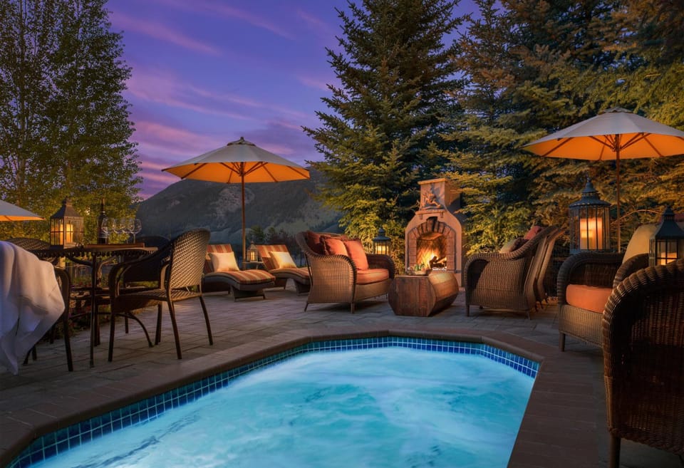 Hot tub