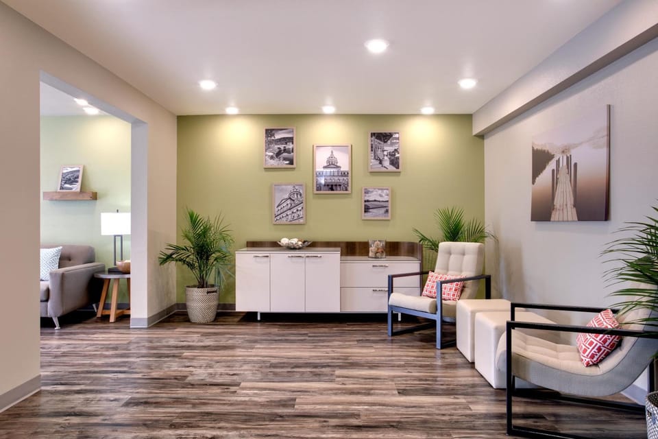 WoodSpring Suites Baltimore White Marsh - Nottingham Hotel in White Marsh